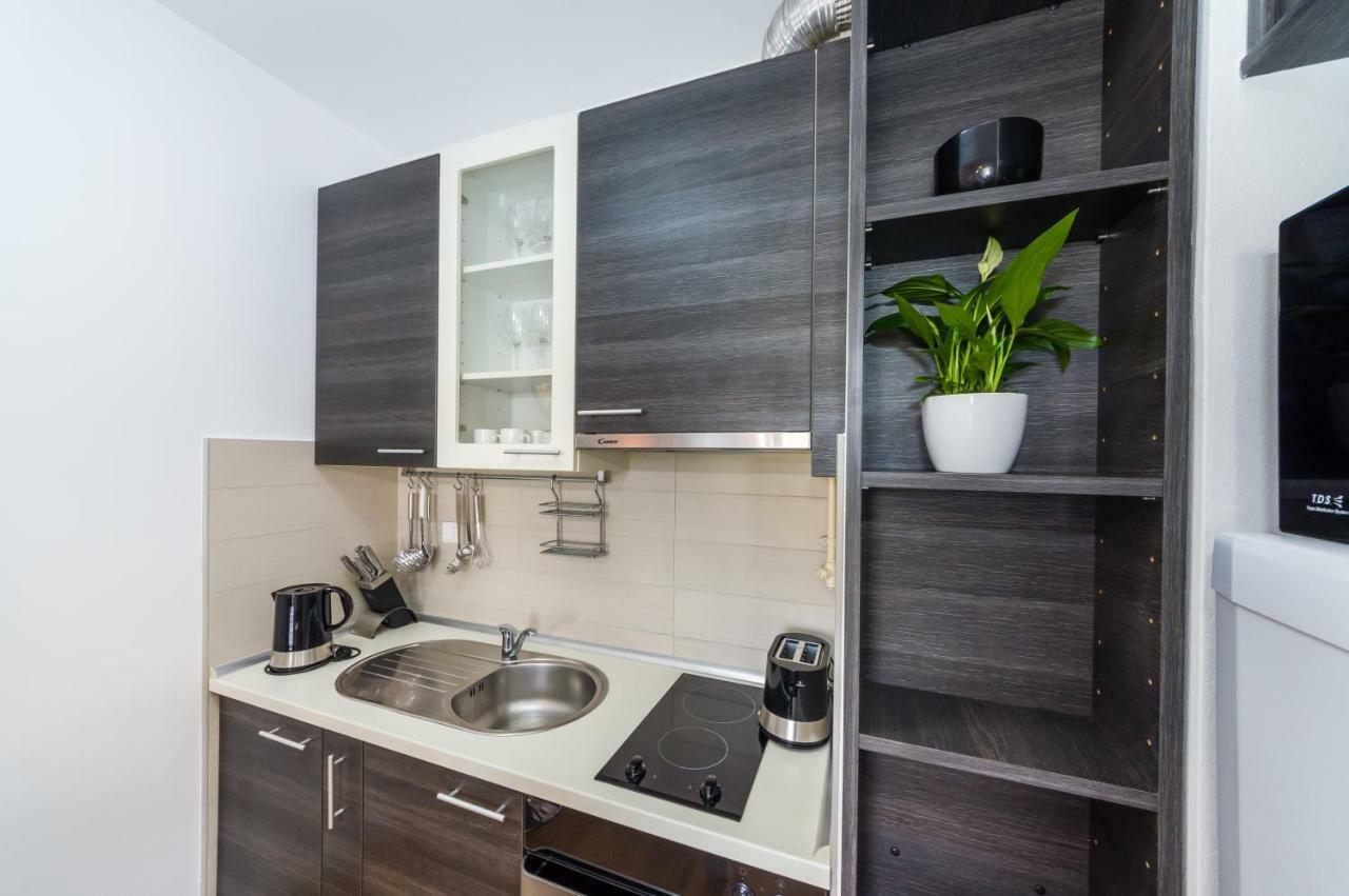 Studio Apartment K & K With Free Garage Zadar Exterior foto